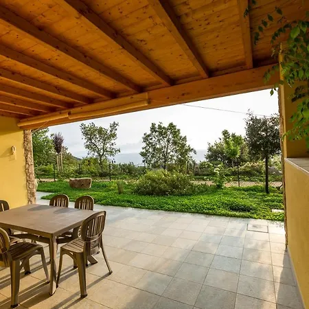 בית נופש Borgo Dell'uccellaia - Smeraldo