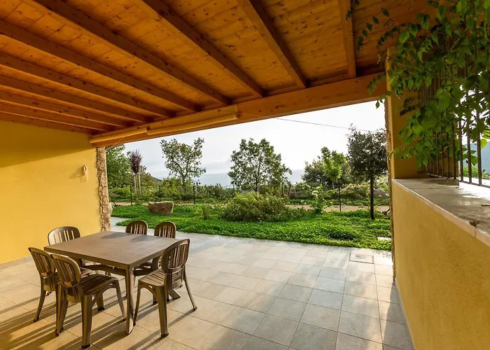 Nyaraló Borgo Dell'uccellaia - Smeraldo