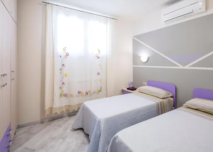 Borgo Dell'uccellaia - Smeraldo Casa de Férias *